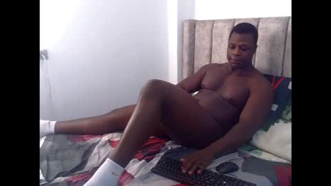 Snapshot of andrewburke06 chatting on 11-19-25, 03:01 andrewburke06 online show from 11-19-25, 03:01