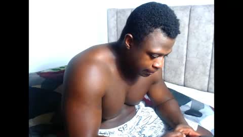 Snapshot of andrewburke06 chatting on 05-27-26, 03:25 andrewburke06 online show from 05-27-26, 03:25