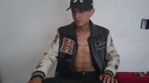 Snapshot of andrewcooper1 chatting on 02-14-26, 04:26 andrew online show from 02-14-26, 04:26