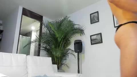 Snapshot of andrewjohnson0 chatting on 01-04-25, 05:37 Andrew Johnson online show from 01-04-25, 05:37