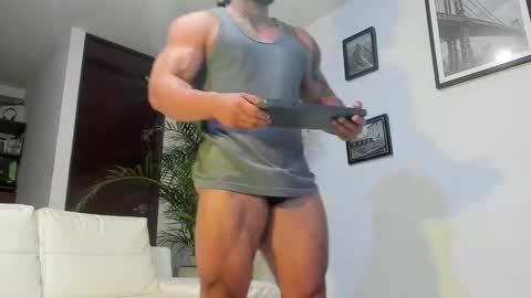 Snapshot of andrewjohnson0 chatting on 02-09-25, 02:38 Andrew Johnson online show from 02-09-25, 02:38