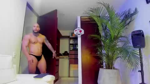 Snapshot of andrewjohnson0 chatting on 02-24-25, 04:58 Andrew Johnson online show from 02-24-25, 04:58