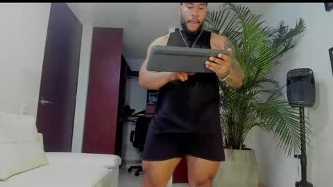 Snapshot of andrewjohnson0 chatting on 03-04-25, 07:01 Andrew Johnson online show from 03-04-25, 07:01