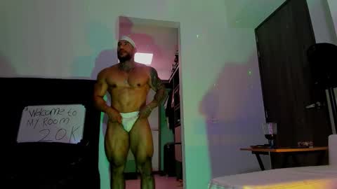 Snapshot of andrewjohnson0 chatting on 09-12-25, 05:13 Andrew Johnson online show from 09-12-25, 05:13