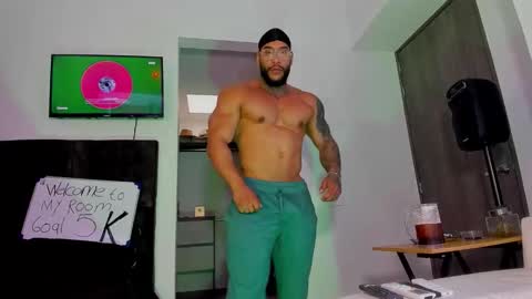 Snapshot of andrewjohnson0 chatting on 10-09-25, 05:55 Andrew Johnson online show from 10-09-25, 05:55