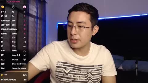 andrewmhilton_ online show from 02-09-25, 08:34