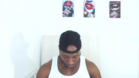 Snapshot of andrewoconnor__ chatting on 05-18-26, 09:20 Andrew Oconnor online show from 05-18-26, 09:20