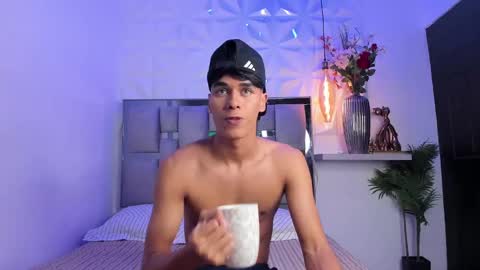 AndreWortix online show from 03-10-25, 06:49