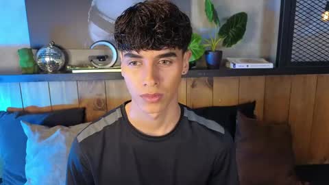 AndreWortix online show from 04-19-26, 04:45