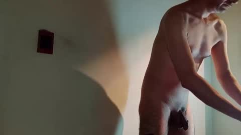 Andres online show from 01-04-25, 01:10