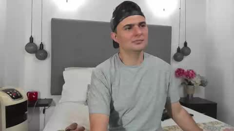 Snapshot of andrhes_muller chatting on 11-16-25, 08:58 andrhes muller online show from 11-16-25, 08:58