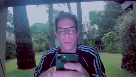 Snapshot of andy0pandi chatting on 01-24-25, 08:55 Andrew online show from 01-24-25, 08:55