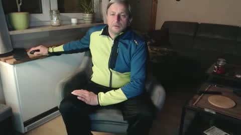 Andy online show from 03-11-26, 06:25