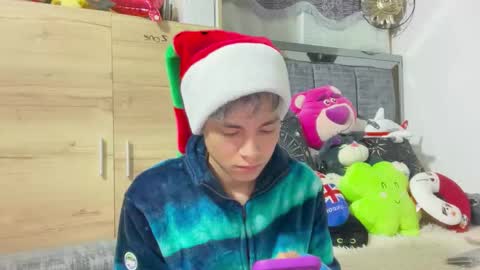 Snapshot of andy_belier chatting on 11-05-25, 02:06 Andy online show from 11-05-25, 02:06