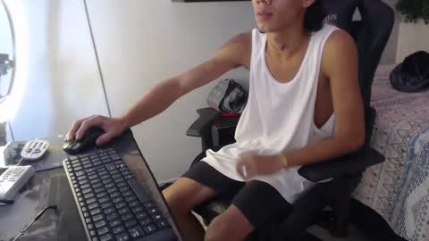 andy_dan1 online show from 12-28-24, 08:58