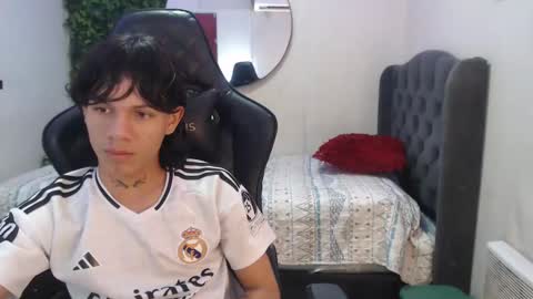 andy_dan1 online show from 01-14-25, 12:35