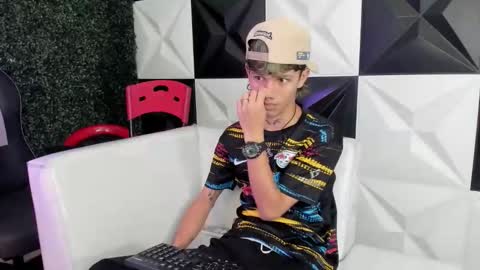 andy_dan1 online show from 03-24-26, 08:03