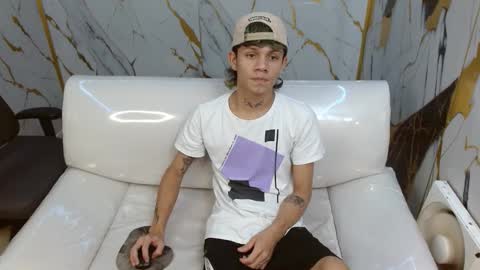 andy_dan1 online show from 03-28-26, 07:46