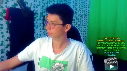 Andy Gray online show from 10-21-25, 12:22