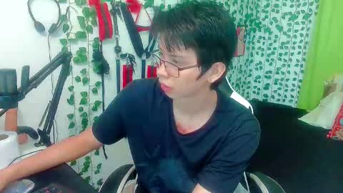 Snapshot of andy_gray01 chatting on 01-12-26, 04:45 Andy Gray online show from 01-12-26, 04:45