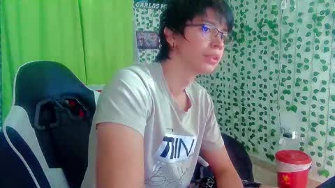 Snapshot of andy_gray01 chatting on 02-10-26, 03:05 Andy Gray online show from 02-10-26, 03:05