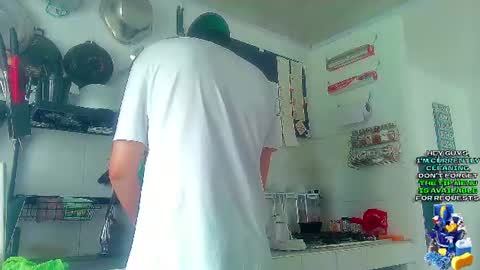 Snapshot of andy_gray01 chatting on 07-11-26, 03:59 Andy Gray online show from 07-11-26, 03:59