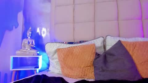  Andy  online show from 11-28-25, 02:42