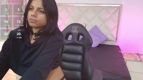 Snapshot of andy_tay1 chatting on 02-25-25, 09:20 Andy tay online show from 02-25-25, 09:20