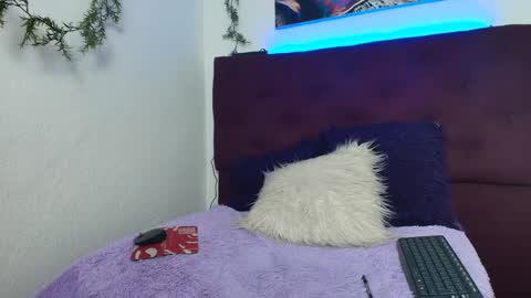 Snapshot of andy_turner chatting on 09-29-25, 09:30 Andy Turner online show from 09-29-25, 09:30