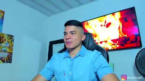 Snapshot of andy_walker_ chatting on 05-24-26, 09:53 Andres online show from 05-24-26, 09:53