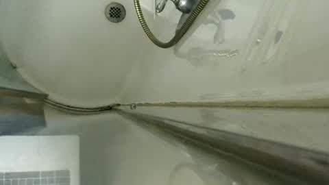 Snapshot of andybadass chatting on 01-01-25, 10:32 andybadass online show from 01-01-25, 10:32