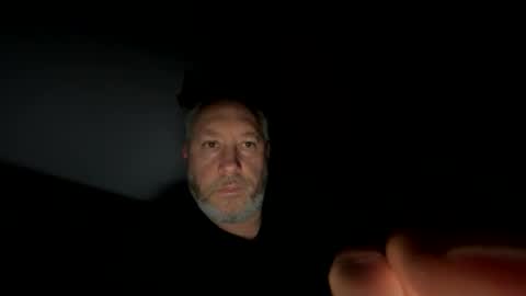 Snapshot of andyberg8 chatting on 01-13-25, 11:06 Andy online show from 01-13-25, 11:06