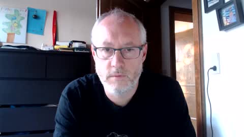 Snapshot of andyberg8 chatting on 10-02-25, 05:58 Andy online show from 10-02-25, 05:58