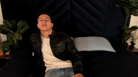 Andy Joy  online show from 10-08-25, 11:08