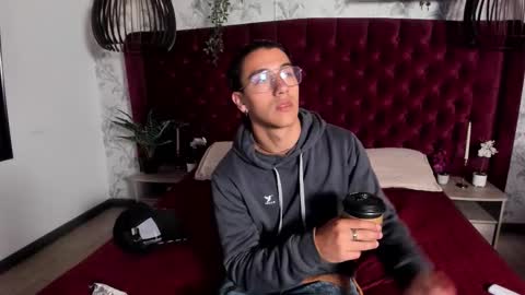 Andy Joy  online show from 03-10-26, 11:48