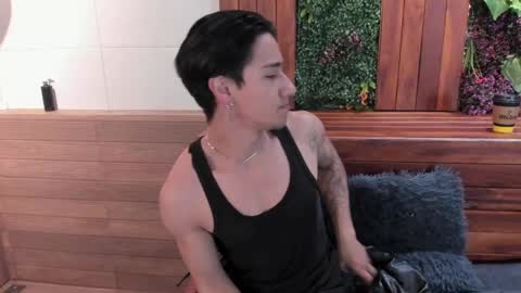 Snapshot of andyjoy_ chatting on 04-28-26, 11:37 Andy Joy online show from 04-28-26, 11:37