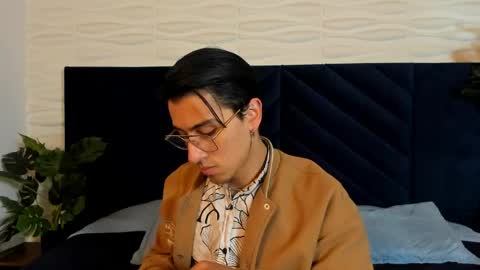 Snapshot of andyjoy_ chatting on 05-01-26, 11:26 Andy Joy online show from 05-01-26, 11:26
