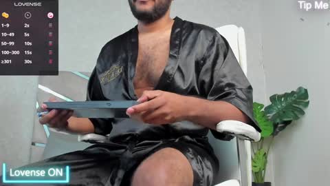 Snapshot of andyreed_ chatting on 01-16-25, 05:44 Andy online show from 01-16-25, 05:44