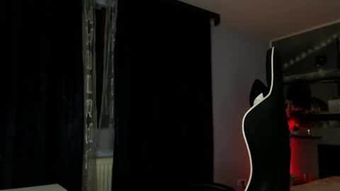 Snapshot of andysoul340 chatting on 05-22-26, 01:02 Magic Andy online show from 05-22-26, 01:02