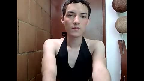 Snapshot of andytwi chatting on 04-14-26, 07:09 Andy online show from 04-14-26, 07:09