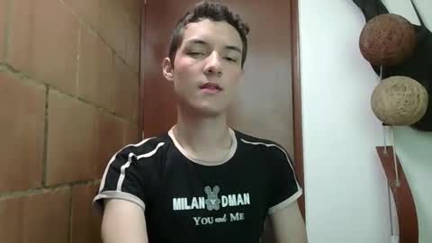 Snapshot of andytwi chatting on 04-15-26, 08:09 Andy online show from 04-15-26, 08:09