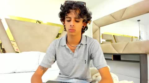 andyxibrat online show from 09-30-25, 07:19