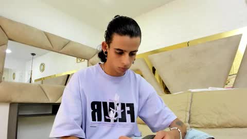 andyxibrat online show from 10-25-25, 07:08