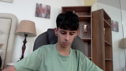 andyxibrat online show from 04-11-26, 07:18