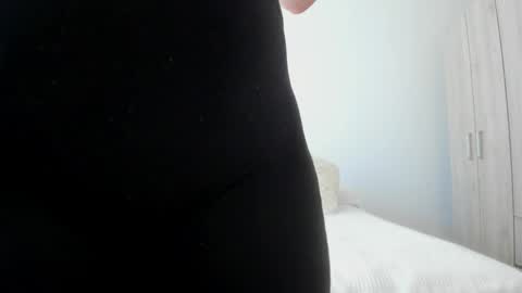 Andy  online show from 04-18-26, 01:15