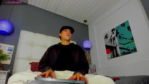 --- Aneek--- online show from 10-17-25, 04:15