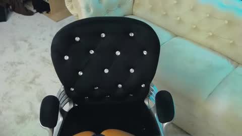Snapshot of anemariejolie chatting on 02-18-25, 06:15 Anne online show from 02-18-25, 06:15