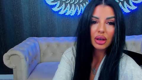 Snapshot of anemariejolie chatting on 03-07-25, 07:05 Anne online show from 03-07-25, 07:05