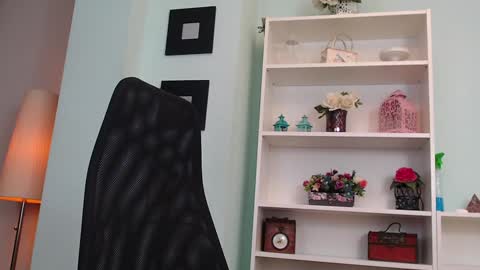 Snapshot of aneshereforu chatting on 02-04-25, 01:59 Anes online show from 02-04-25, 01:59