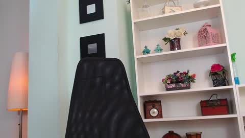 Snapshot of aneshereforu chatting on 02-04-25, 11:16 Anes online show from 02-04-25, 11:16